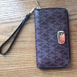 Burgundy Michael kors wristlet